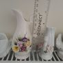 4 floral decorated vases Image 2