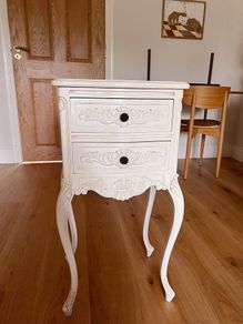 Sweatpea&willow side table