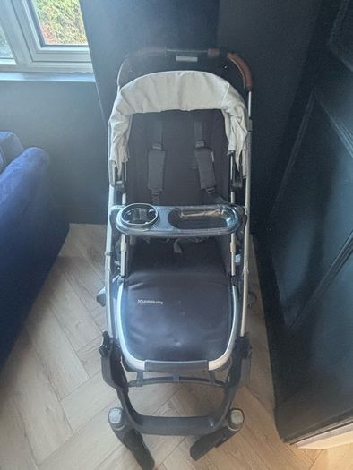 Uppababy Vista V2 Travel System