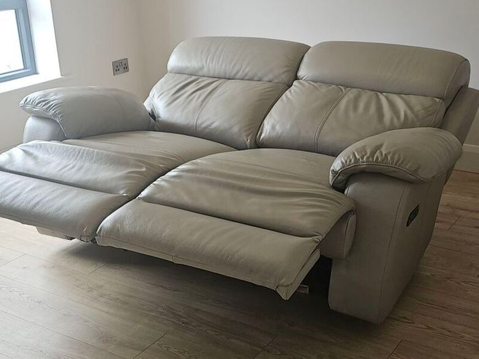 2 Seat Electric Recliner Leather Sofa