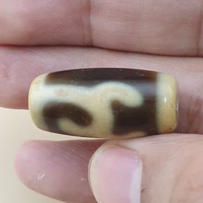 Vintage Unique Pattern Himalayan Tibetan Agate Dzi Bead Amulet