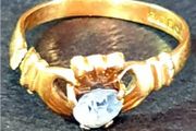 Vintage 9ct Gold Claddagh Ring - 1.6g (Cut Band)