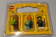 Lego minifigures and accessories