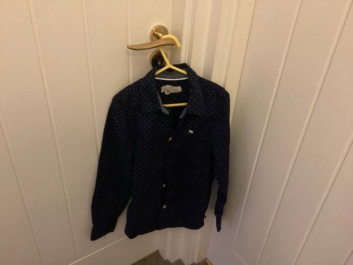 Blue spotted shirt age 8/9