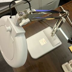 Benchtop Magnifier Lamp