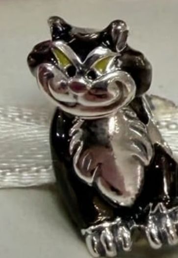 Pandora Disney Villains Lucifer Cinderella Charm  New