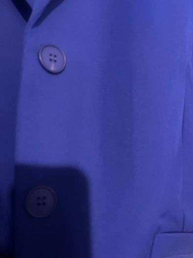 New Royal blue blazer size L with large pockets stretchy