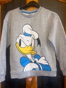 Bnwot age 9-10 Donald Duck jumper