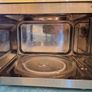 Microwave Oven Image 3