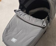 CYBEX Platinum Priam Lux Carry Cot