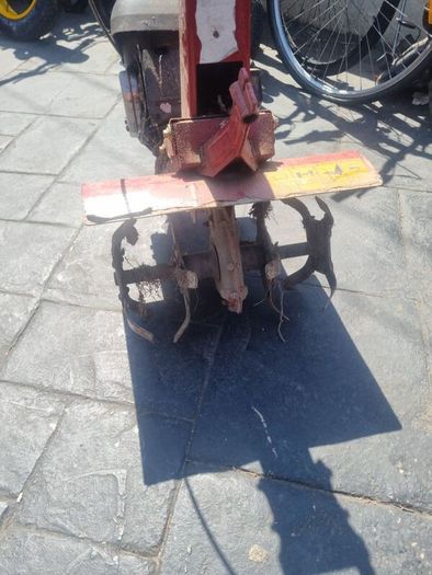 rotavator  needs fresh peteol great condition