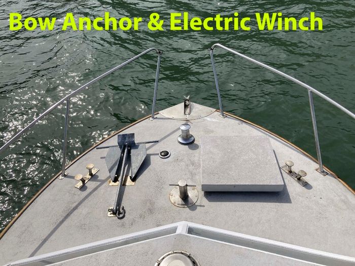 Hartley 27 Cabin Cruiser