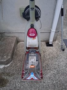 carpet cleaner