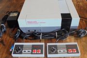 Nintendo NES + 2 Controllers + Power supply + Region Free-Pal A/B