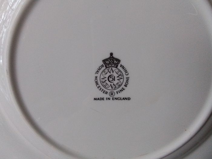 Royal Worcester Victorian image Collectors Plate