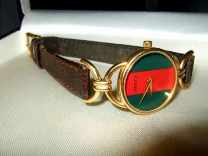 Authentic Vintage Gucci Sherry Line 6000L