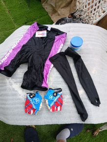 cycling clothes accessories