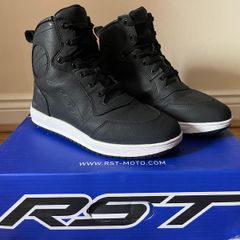 SALE      RST Ladies HiTop Moto CE Waterproof Sneaker - Size 6