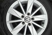 15" Genuine Vw Alloys with tyres