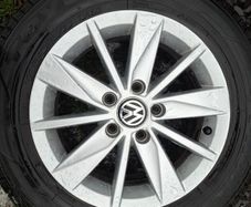 15" Genuine Vw Alloys with tyres