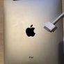 ipad 1/2  / iphone audio/video cable with a gift ipad Image 3