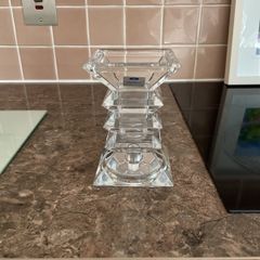 Duisce candle holder