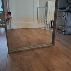 Bathroom mirror