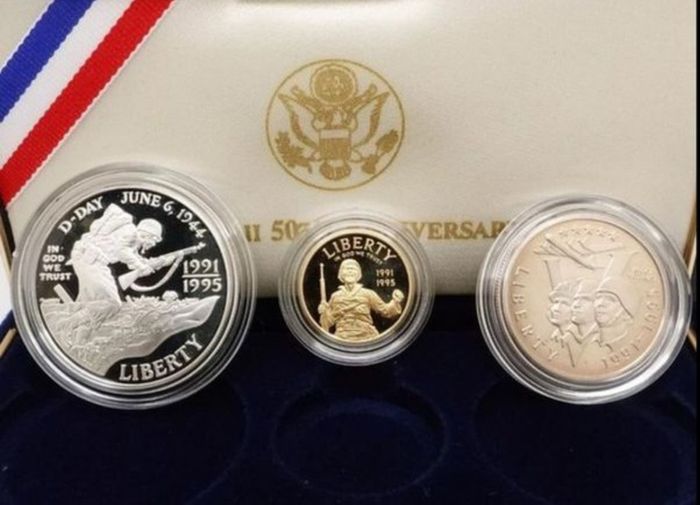USA 1995 Gold Coin 5 Dollar Set WW2 Low Mintage