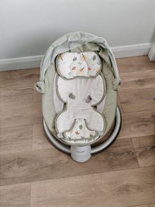 Baby swing