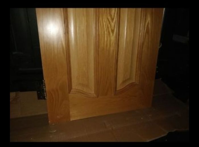 Solid wooden door