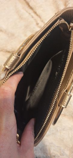 Carvella by Kurt Guiger bag
