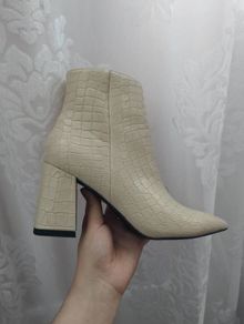Boot heels
