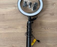 Ring light