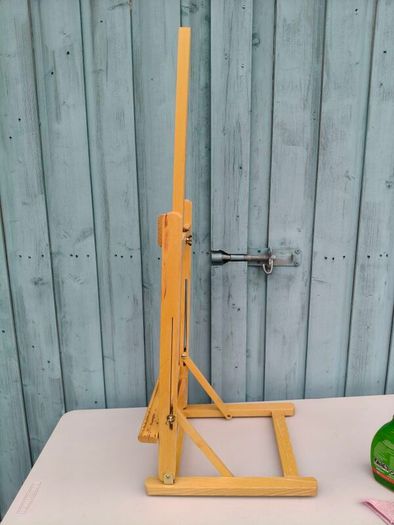 Table top easel