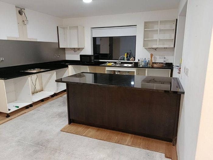 Kitchen Granite Worktops Black in Colour