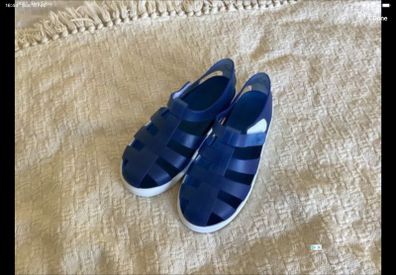 Kids jelly shoes size 1