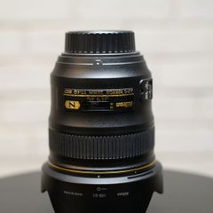 Nikon AF-S 24mm f/1.4