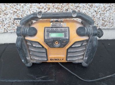 Dewalt radio