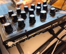 Moog Minitaur