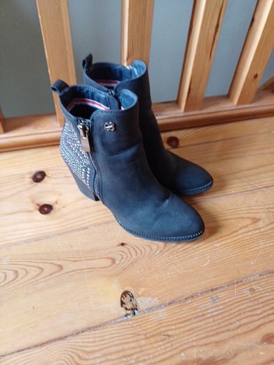 Size 5 Studded Boots