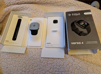 Fitbit Versa 4