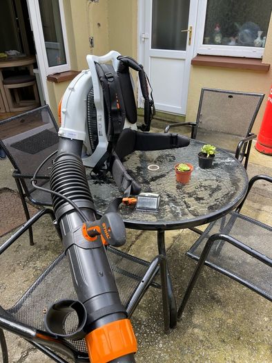 stihl BR 700 blower