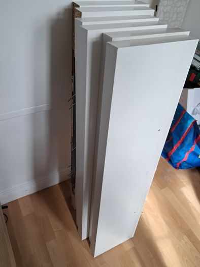 Floating shelves