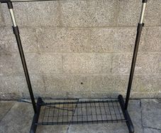 clothes rail