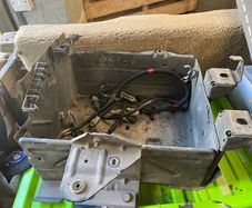 nissan primastar battery box