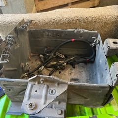 nissan primastar battery box
