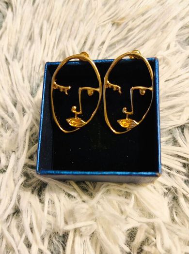 Golden Artistic Face-Shaped Earrings Minimalist Statement Jewelry