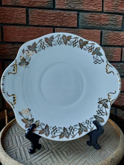 Vintage Royal Tara Fine Bone China Cake Plate