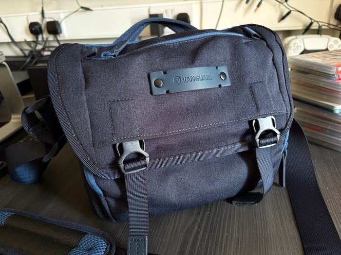 Vanguard VEO Shoulder Bag
