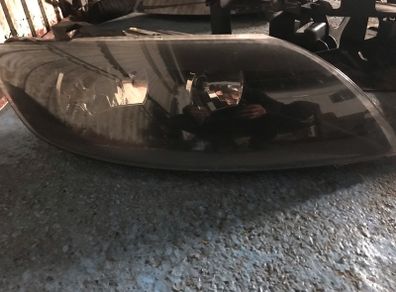 Audi Q7 Front Headlight Brackets